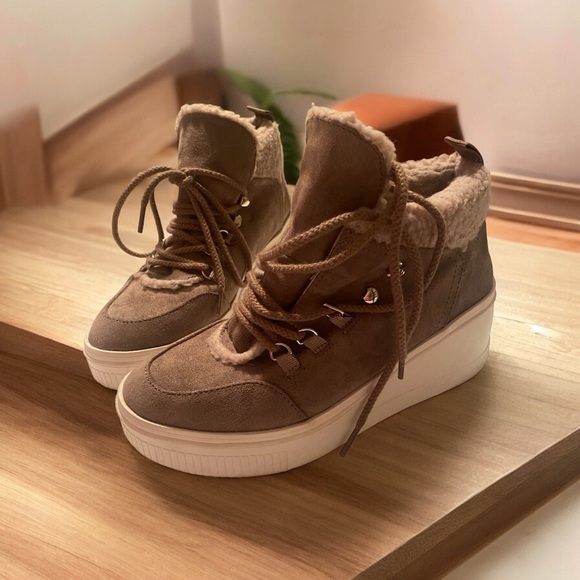 Platform Hightops - Picture 2 of 9